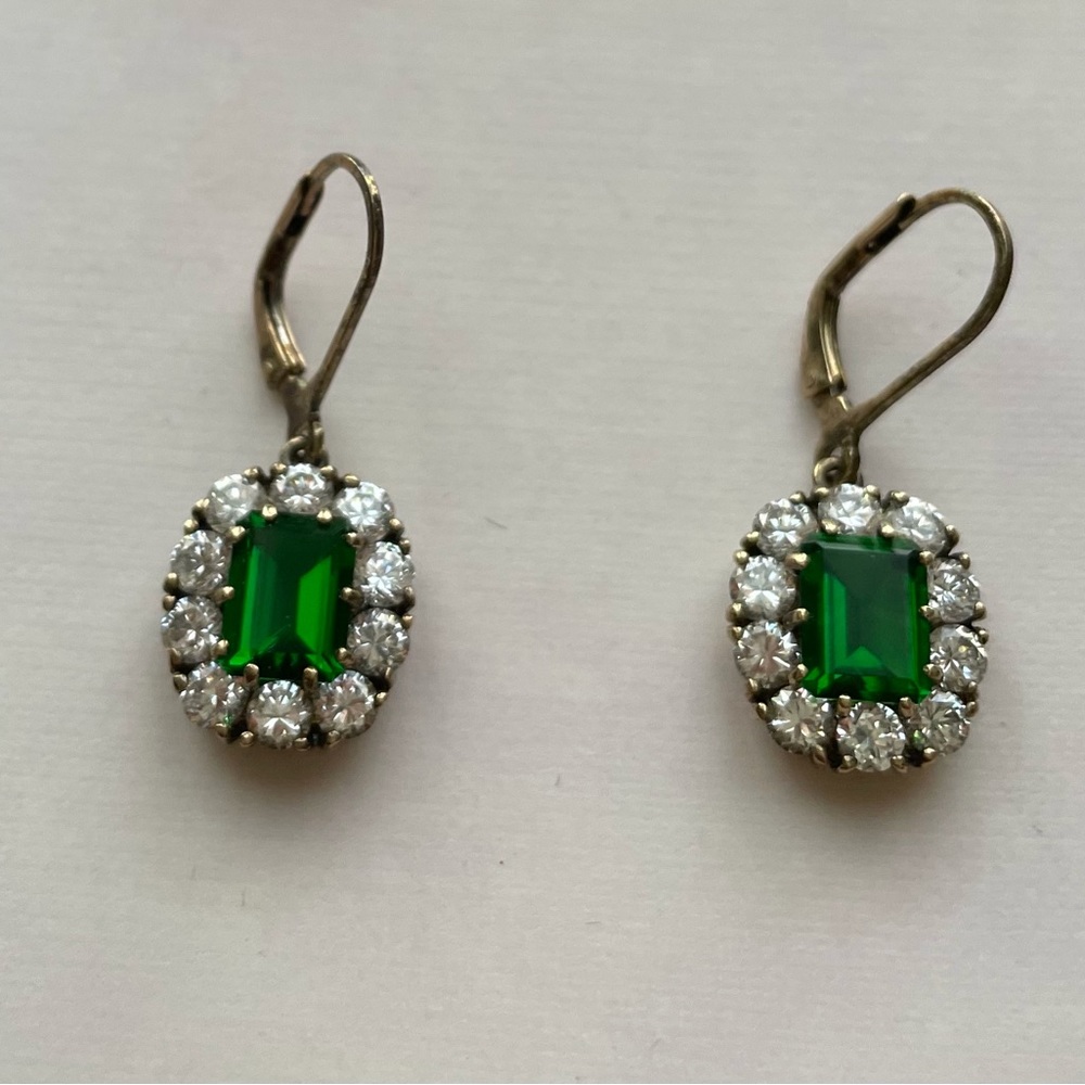 925 Thailand Emerald Cut Green Stone Surrounded by “Diamond-like” Round Stones